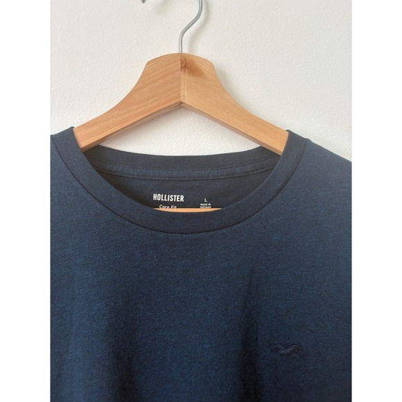 New Hollister Core Fit Crew Neck T-Shirt – Dark Blue – Size Large - Picture 2 of 3